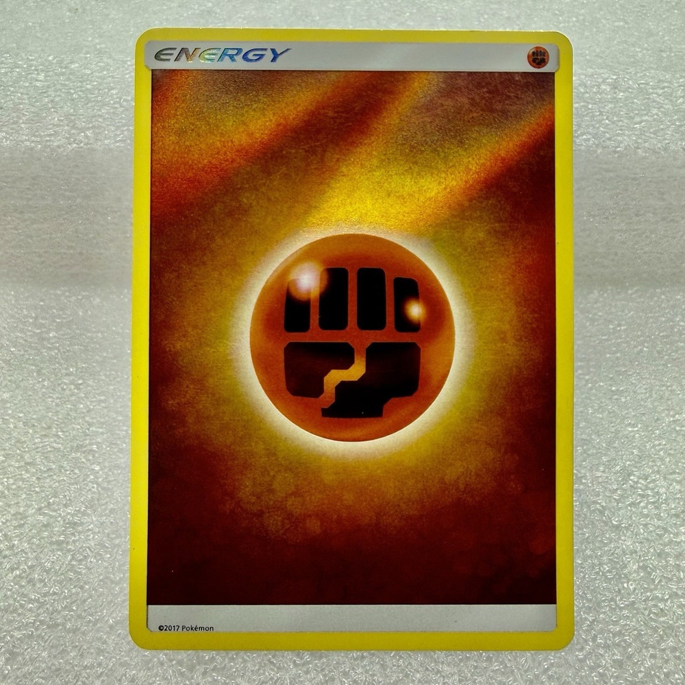 Fighting Energy Sun & Moon Reverse Holo Pokémon TCG Mint Unplayed